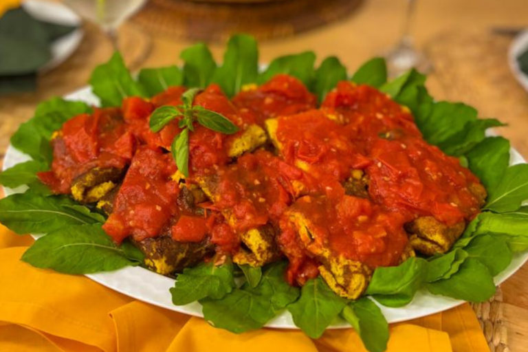 Panqueca de abóbora com recheio de carne