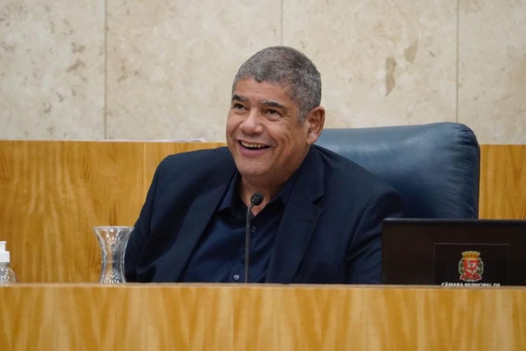 Prefeitura de SP estuda intervenção em empresa de ônibus ligada ao PCC; Milton Leite é alvo