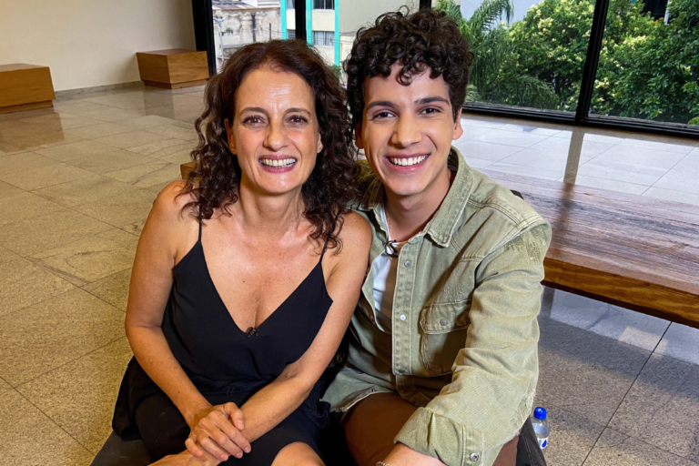 Denise Fraga reestreia espetáculo ‘Eu de Você’ em SP