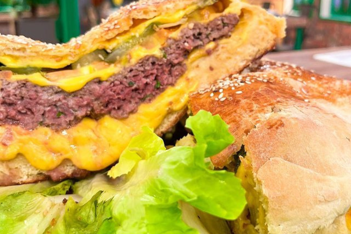 Aprenda a preparar um hamburgão delicioso! - TV Gazeta - Seu Mundo é Aqui!