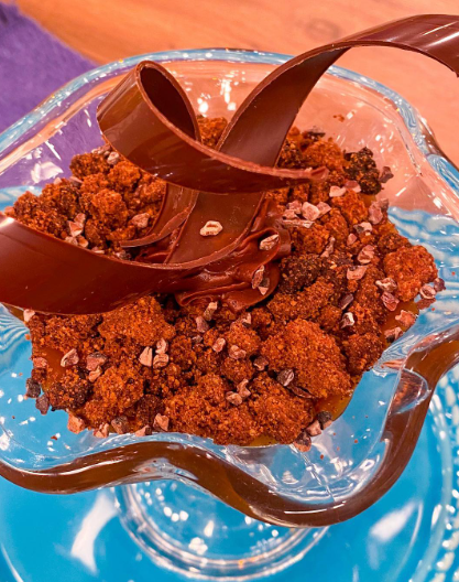 Verrine de chocolate com caramelo salgado