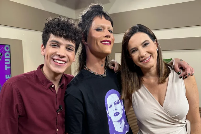 Em conversa no podcast Sobretudo, Filipe Catto fala sobre música, identidade e homenagem à Gal Costa