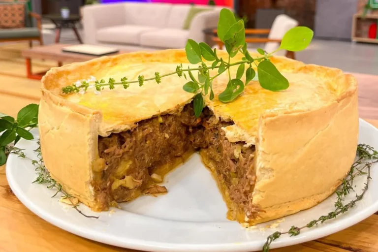 Deliciosa torta de carne louca