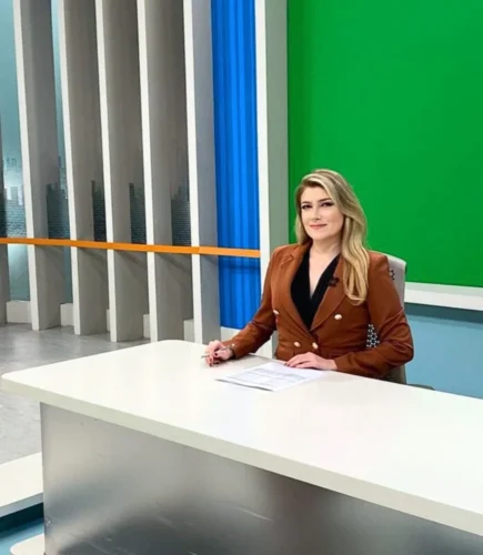 Luciana Magalhães, apresentadora do J0. 