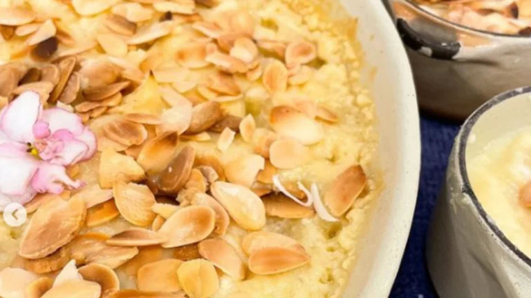 Cocada cremosa de abacaxi, hortelã e amêndoas