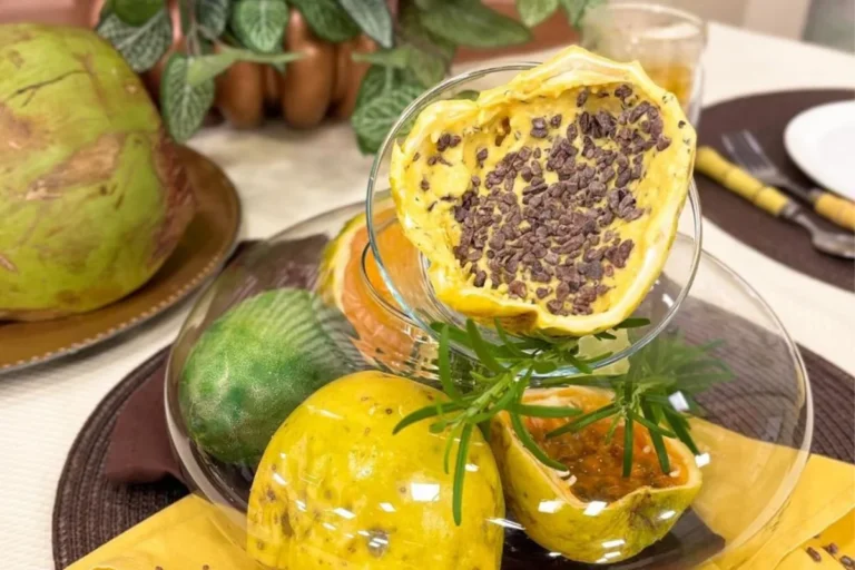 Mousse de maracujá com nibs de cacau