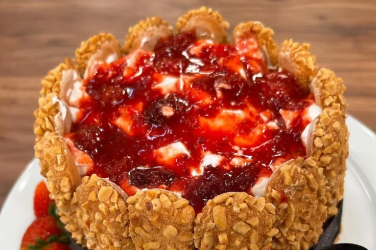 Receita fácil de charlote de morango