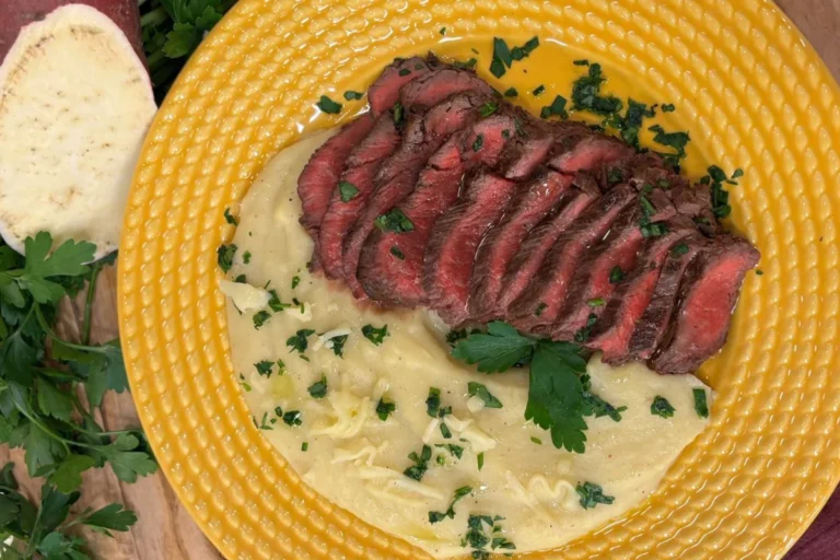 Rosbife com aligot de batata-doce