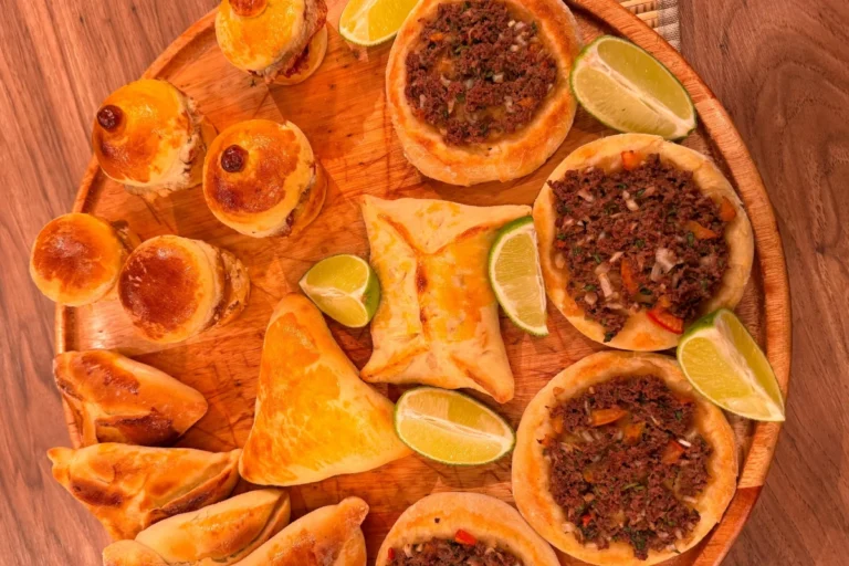 Saboroso festival de esfihas