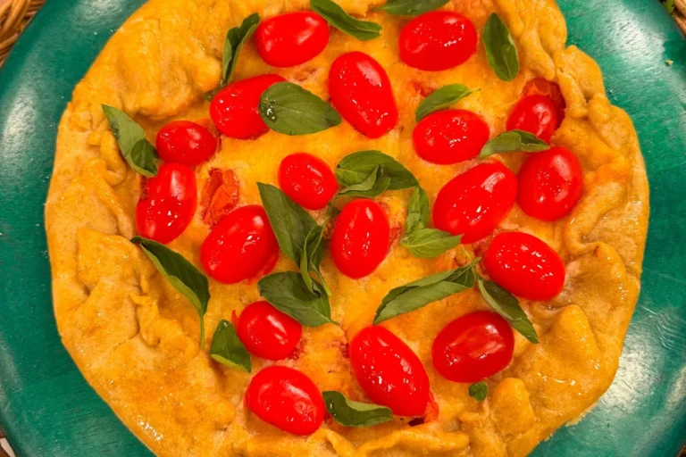 Torta rústica à caprese