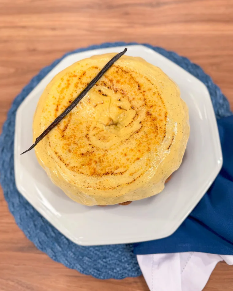 Delicioso bolo de brigadeiro brulée