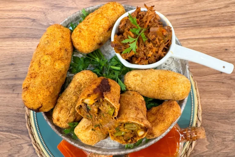 Croquete de carne desfiada