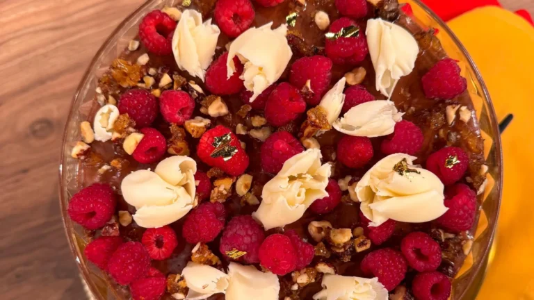 Mousse de chocolate com pralinê