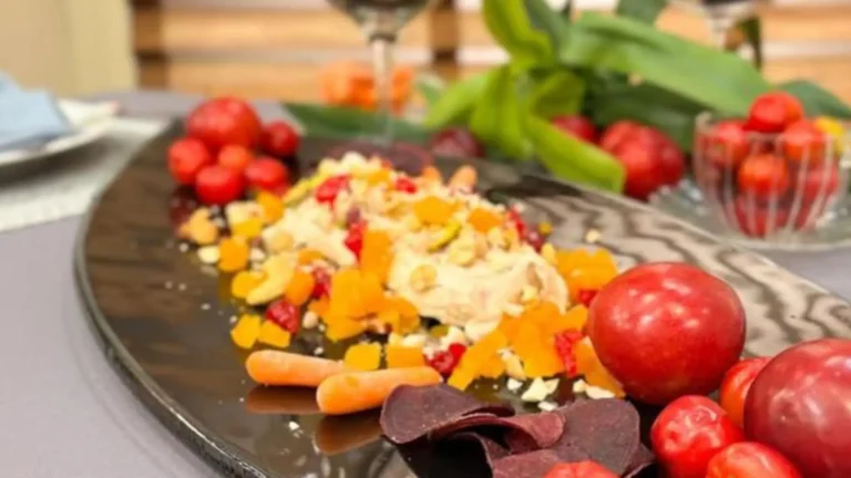 Patê de mix de castanhas com frutas secas e pavê proteico