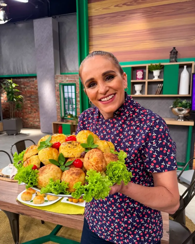 Delicioso bolinho de batata recheado