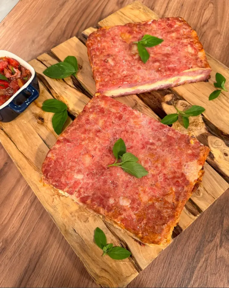 Saborosa manta de linguiça com vinagrete