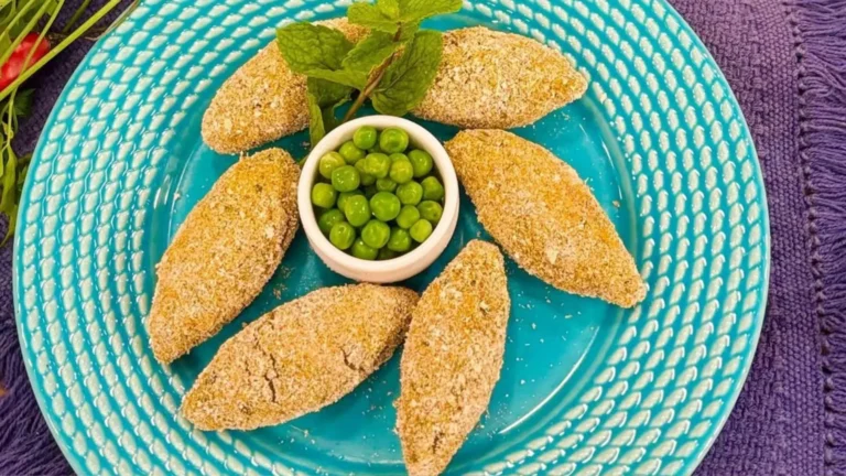 Quibe de carne com ervilha e molho picante de manga