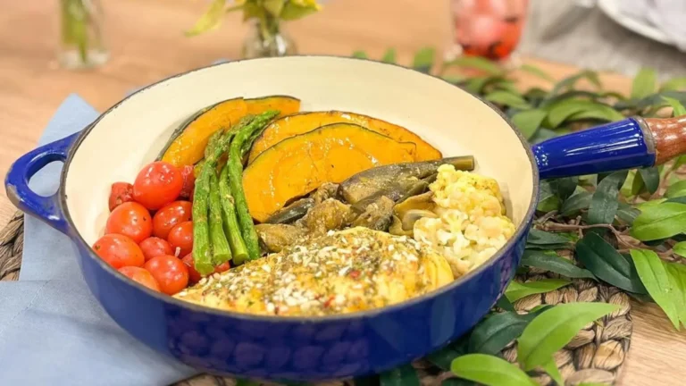 Frango na frigideira com vegetais