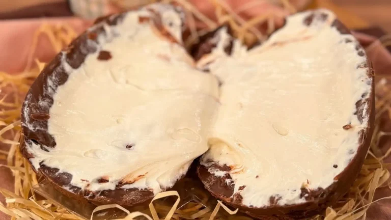 Maravilhoso ovo brownie recheado