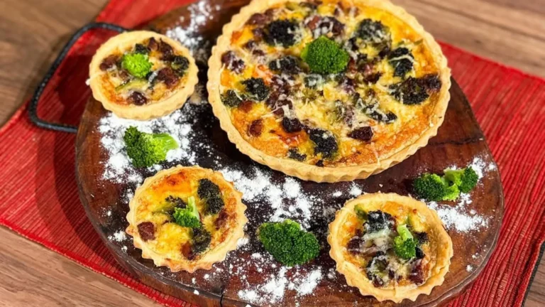 Delicioso quiche de lombo com cheddar