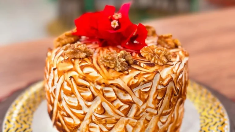 Delicioso bolo de nozes