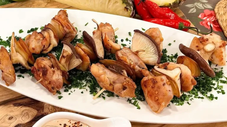 Spedine de frango com cogumelos e molho thai