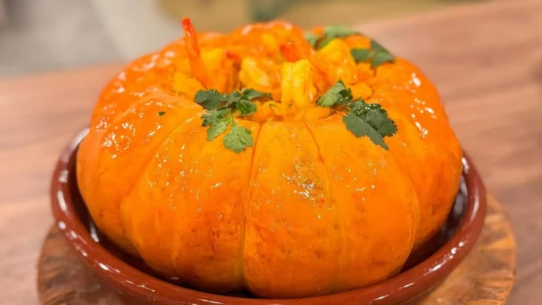 Delicioso camarão na moranga fará sucesso na sua casa!