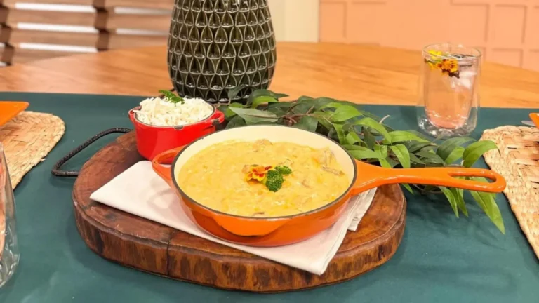 Estrogonofe funcional com molho branco de castanhas