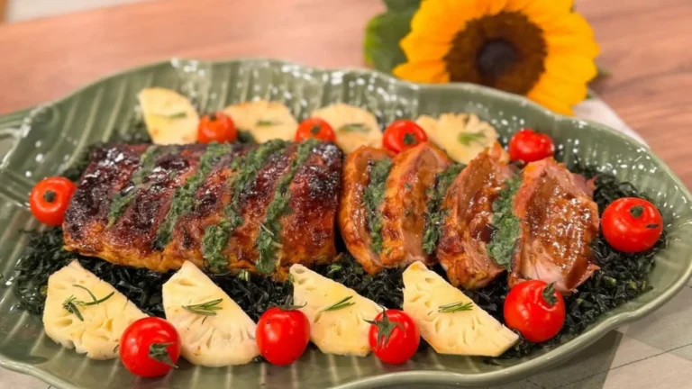 Saboroso e suculento lombo com ervas ao molho de rapadura!