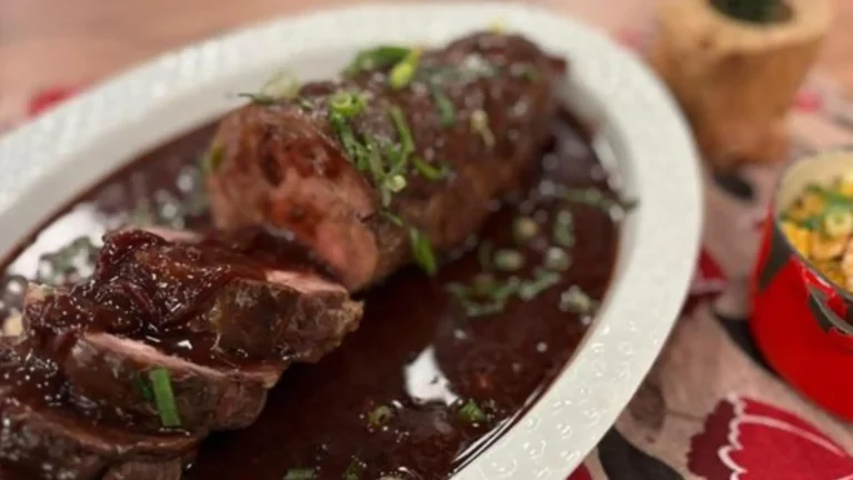 Maminha RECHEADA ao incrível MOLHO DE VINHO