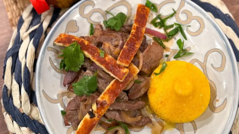 Deliciosa carne de sol com farofa d'água!