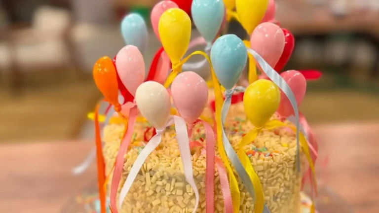 Vem aprender a fazer um bolo de leite em pó com avelã crocante