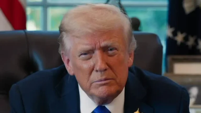 Imagem de capa representando o destaque: Donald Trump evita apoiar declaração de Flávio Bolsonaro