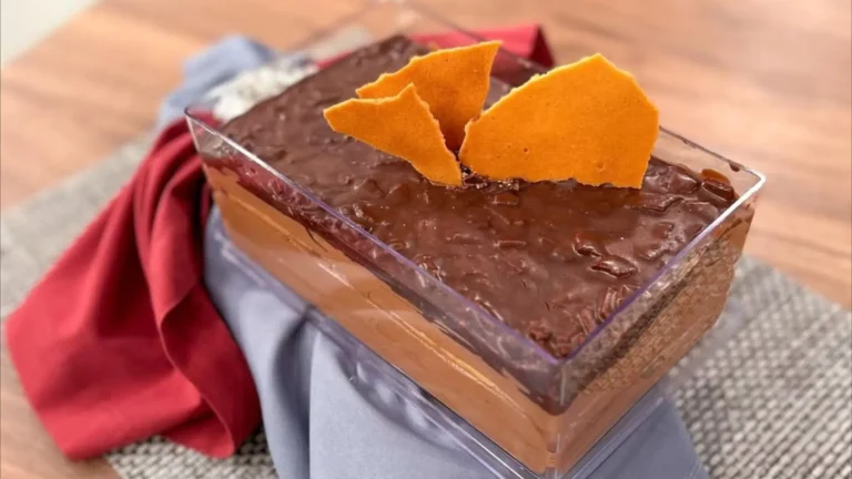 Sobremesa incrível! Pavê de creme Bariloche