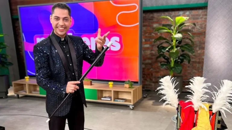 Truques de mágica animam a tarde de halloween do Mulheres!