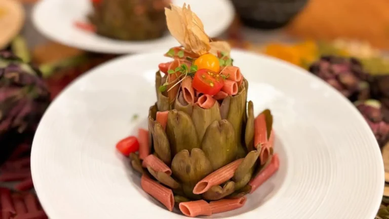 Delicioso fetticcine na alcachofra