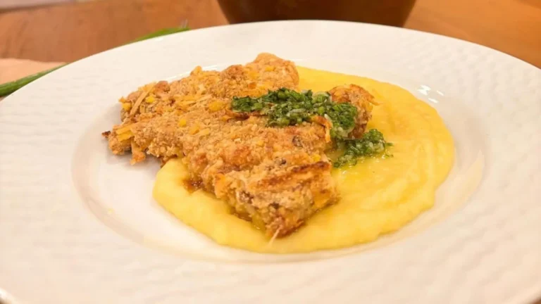 Sobrecoxa à milanesa com creme de milho zero lactose