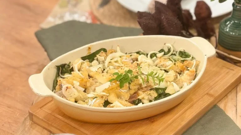 Bacalhau lascado com espinafres