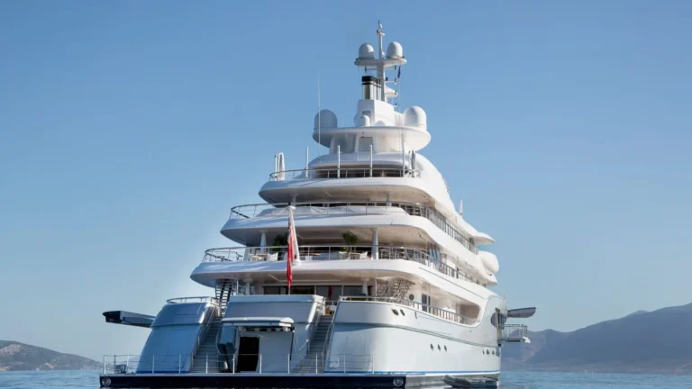 Navios viram hotéis flutuantes na COP 30