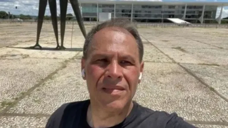 Moraes vota para tornar réu seu ex-assessor