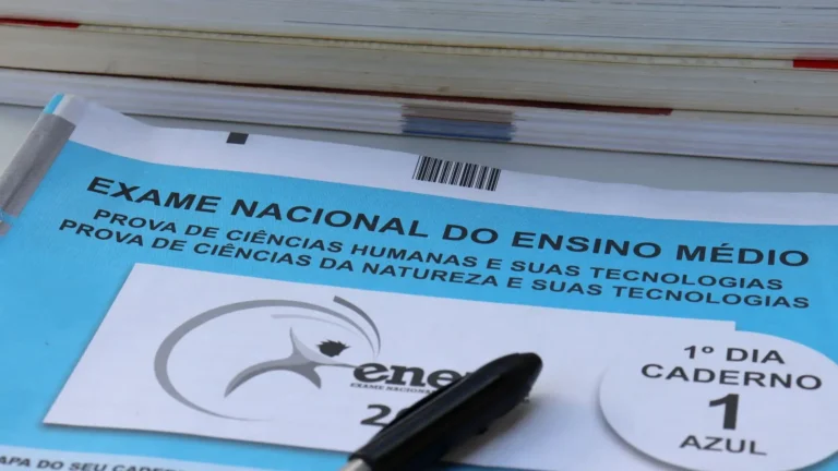 Estudantes se preparam para prova do Enem