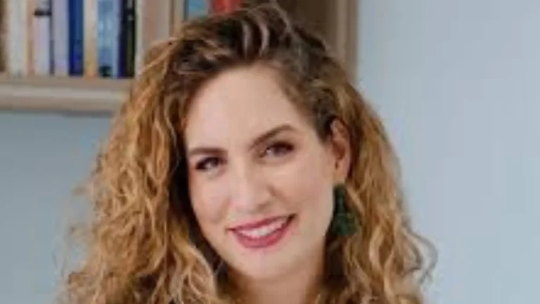 Maria Fernanda, psiquiatra sobre o aumento dos casos de ansiedade, depressão e burnout