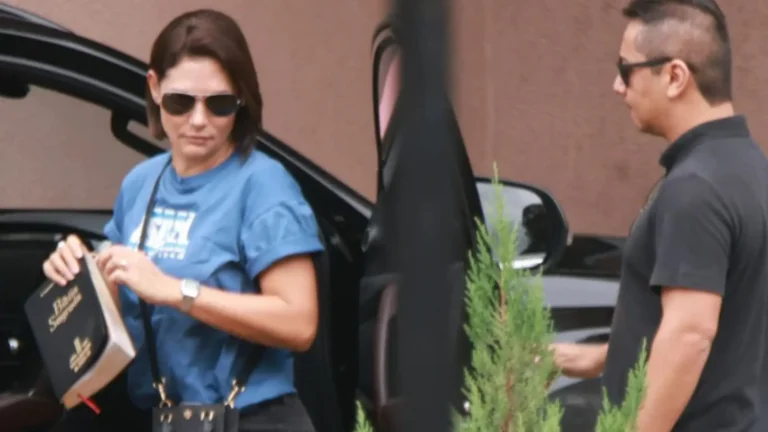 Michelle visita Bolsonaro