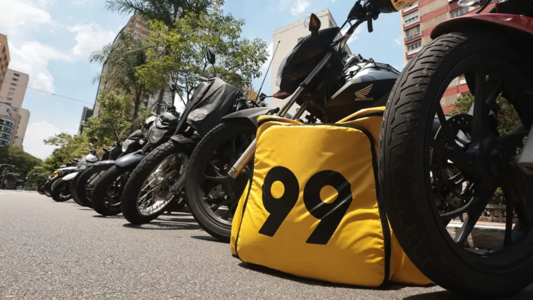 Câmara de SP pode votar a regulamentação do mototáxi