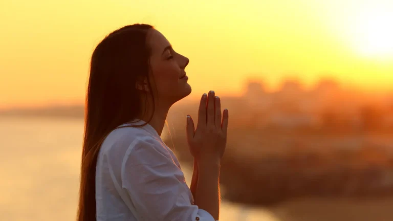 Veja como a espiritualidade ajuda a lidar com as emoções no fim de ano
