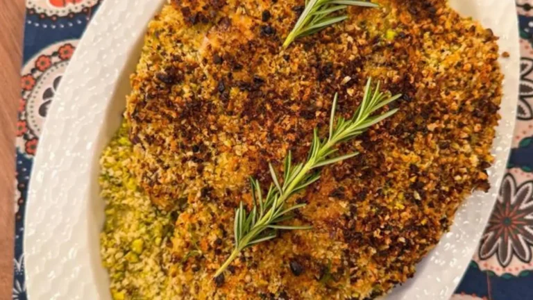 Imagem de capa representando a receita: Suculento e super saboroso pernil de costela