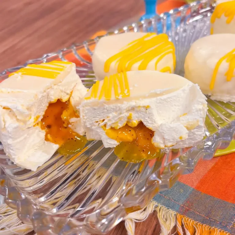 Uma receita simples e rápida para dias quentes: bombom gelado de maracujá