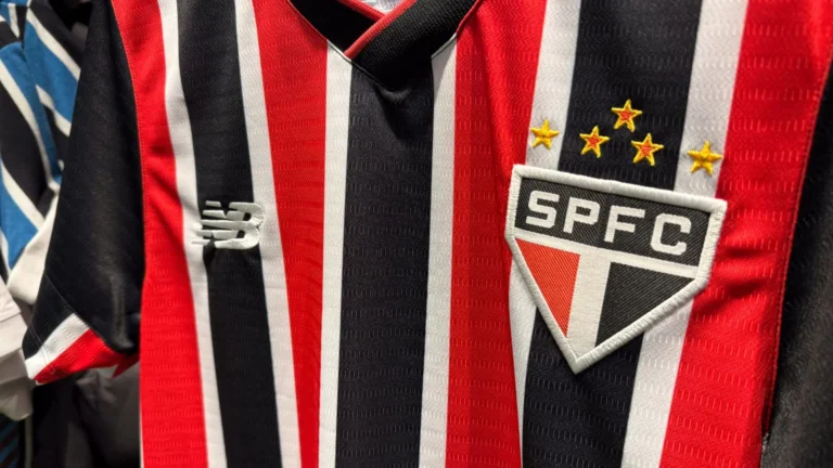 Imagem de capa representando o destaque: São Paulo entra em semana decisiva com votação de impeachment