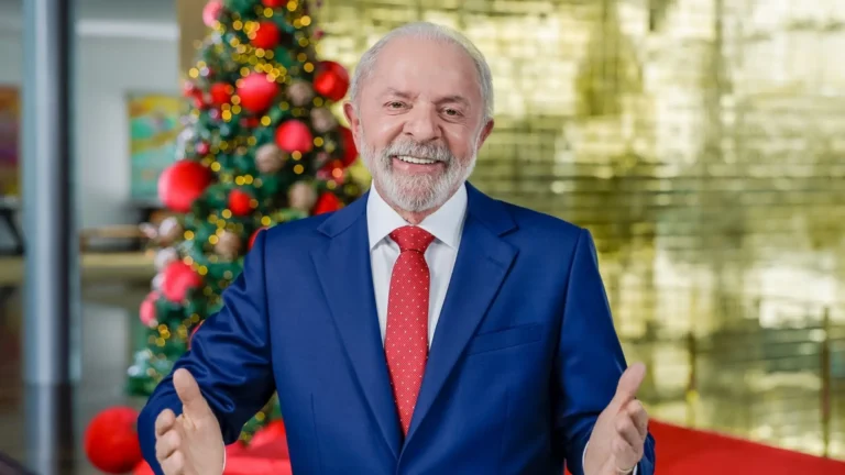 Imagem de capa representando o destaque: Pesquisa Datafolha aponta percepção de confronto entre Lula e o Congresso