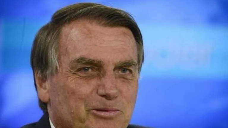 Bolsonaro e demais condenados podem ser expulsos das Forças Armadas